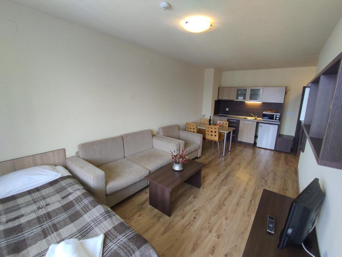 פמפורובו Nevada Aparthotel מראה חיצוני תמונה