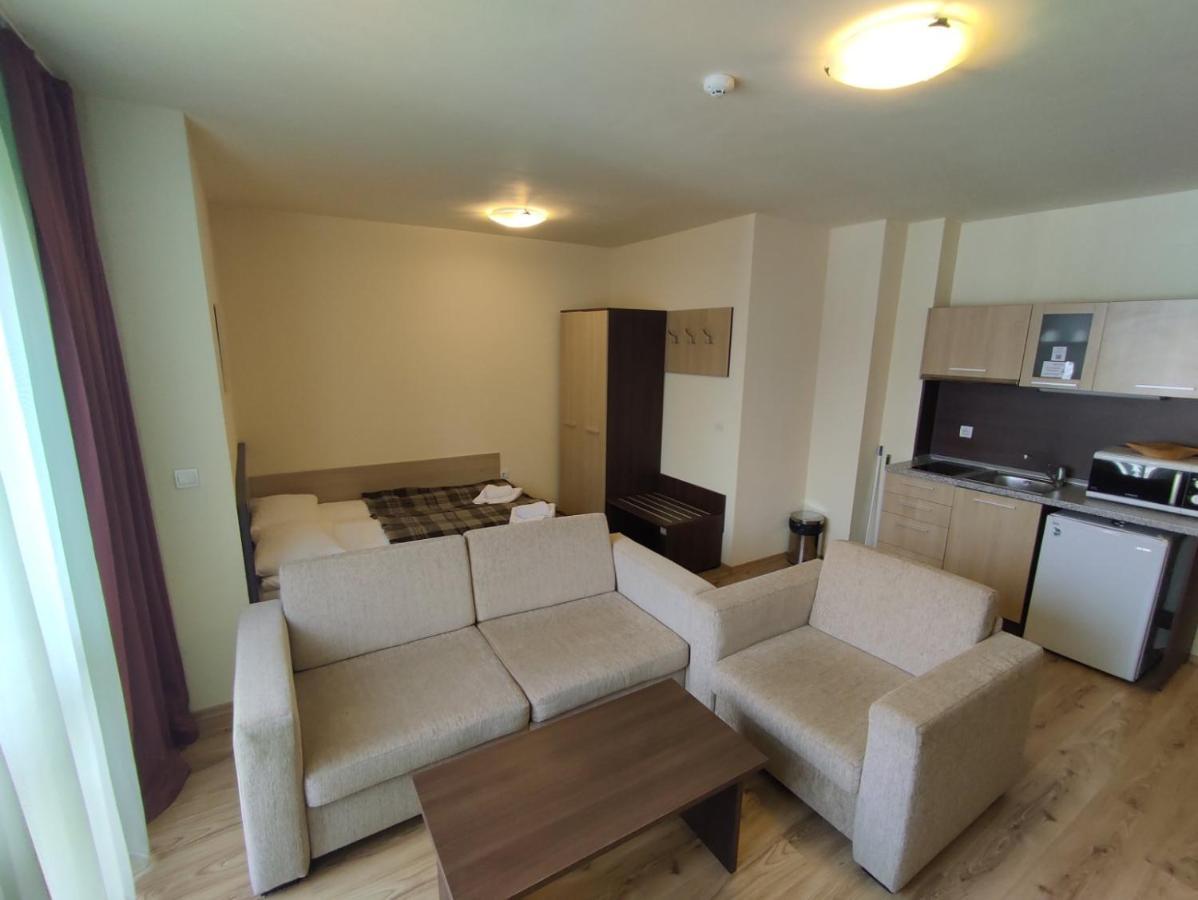 פמפורובו Nevada Aparthotel מראה חיצוני תמונה