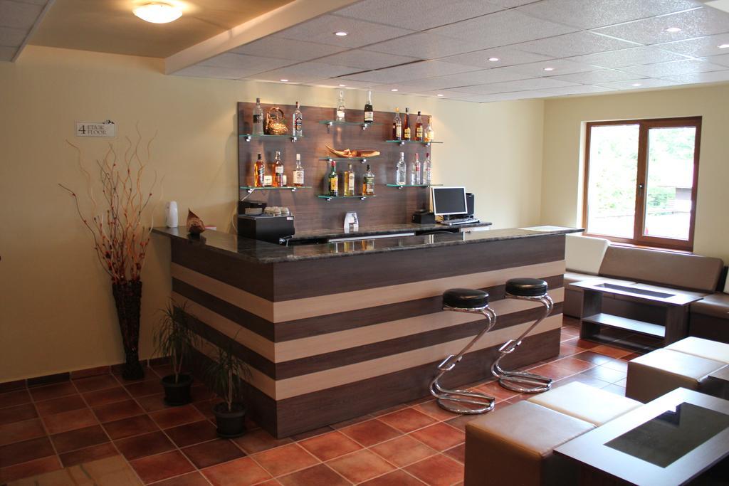 פמפורובו Nevada Aparthotel מראה חיצוני תמונה