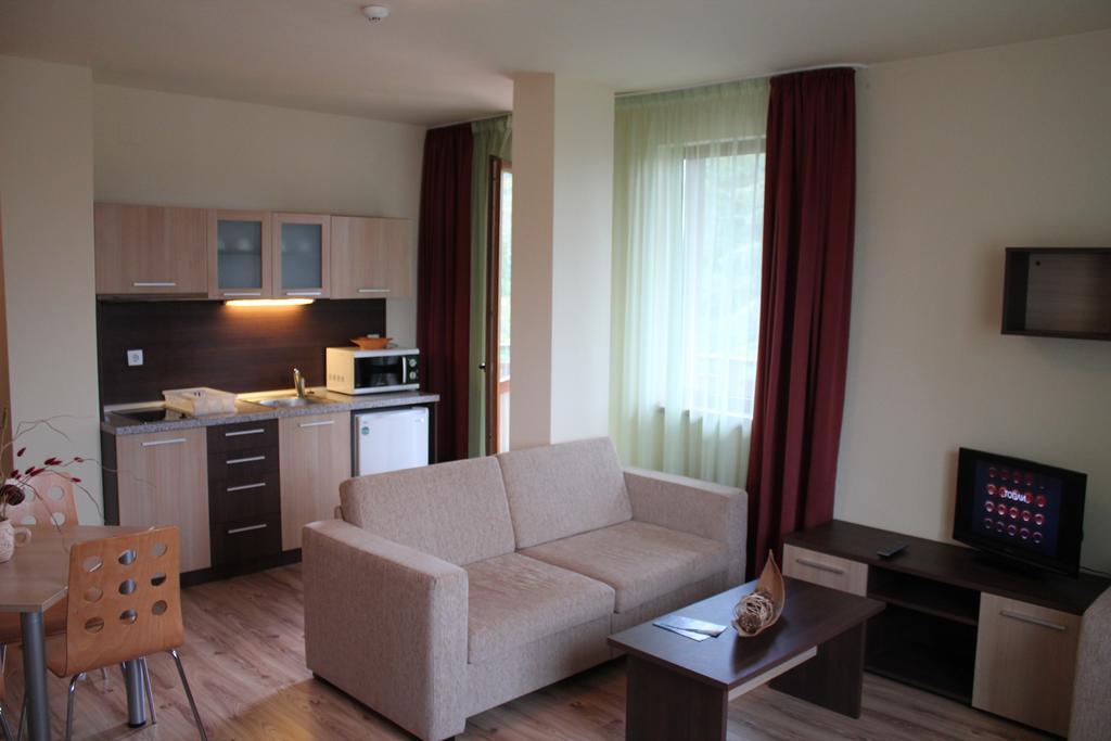 פמפורובו Nevada Aparthotel מראה חיצוני תמונה